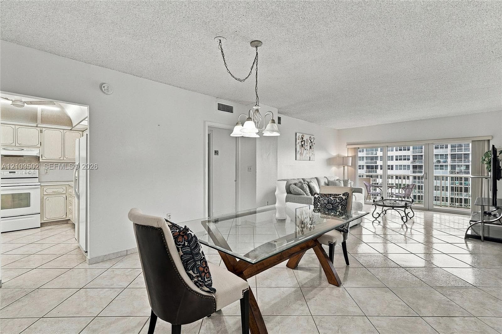 Hemispheres · #19A in Hallandale Beach - Photo 3