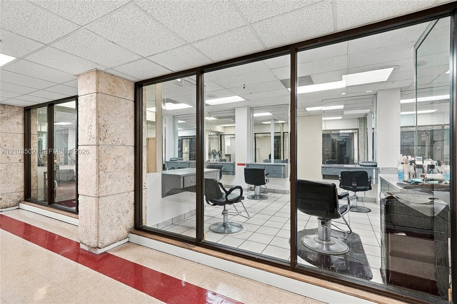 Salon