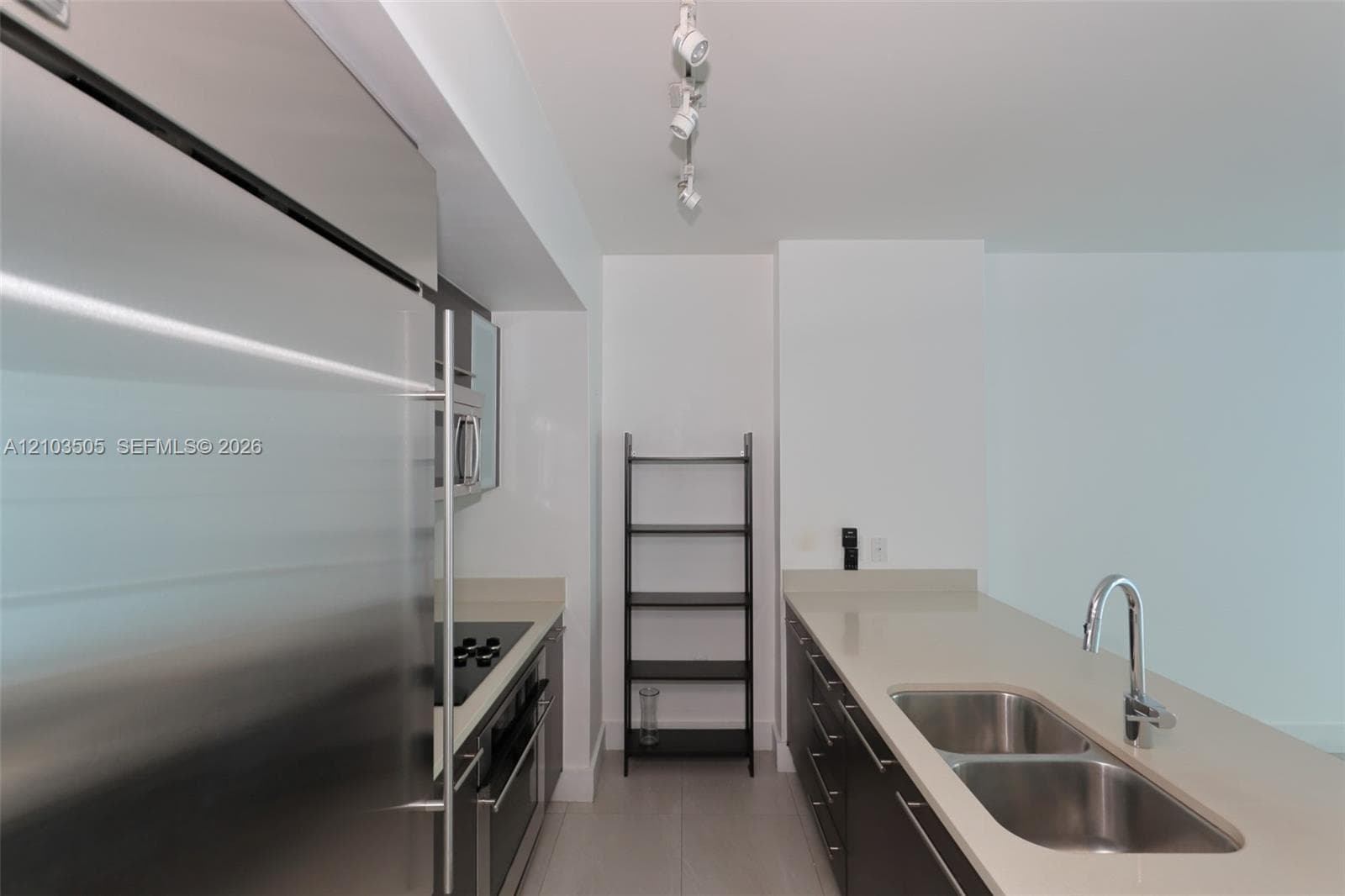 500 Brickell East · #1607 in Miami - Photo 12