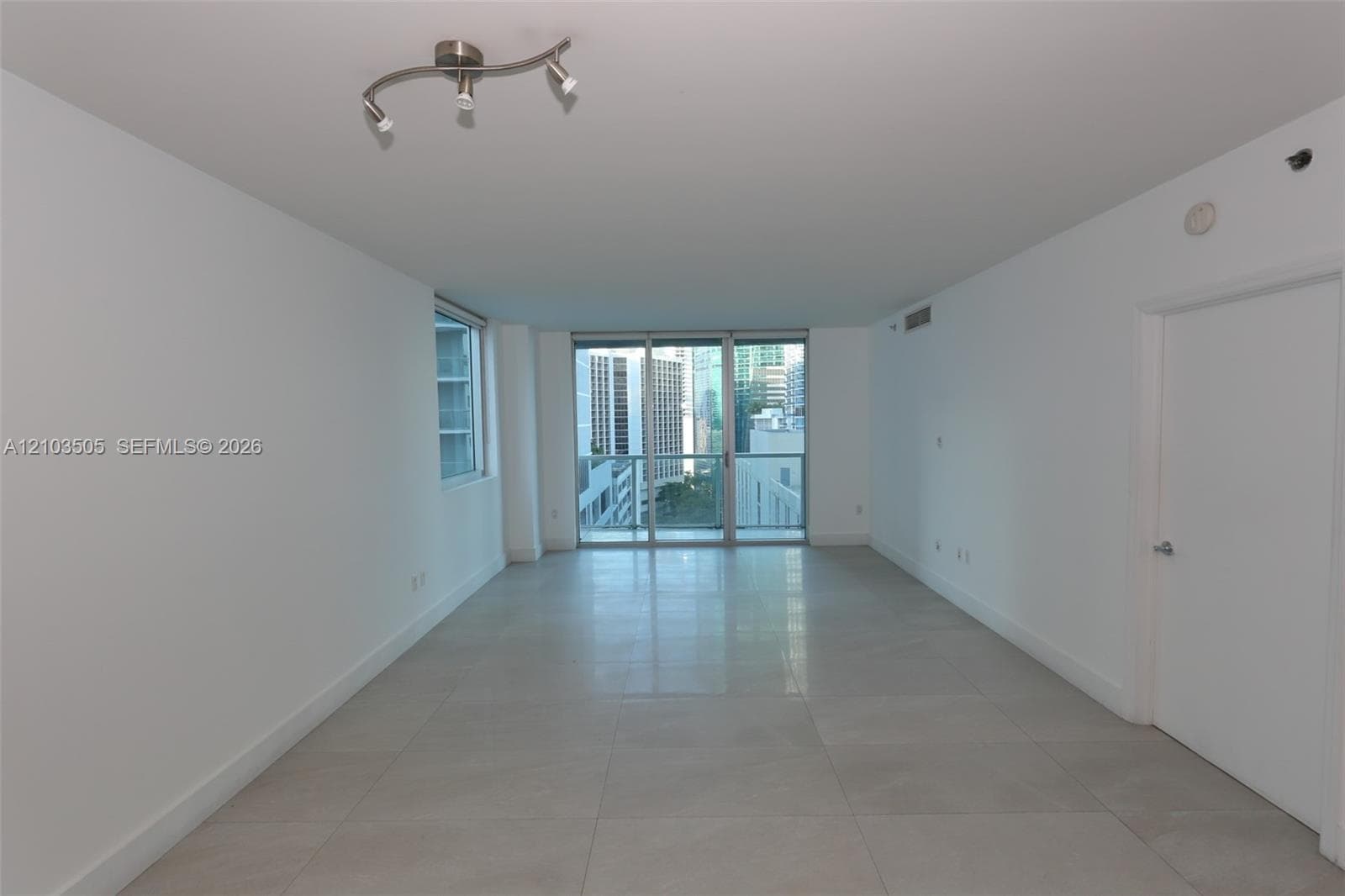 500 Brickell East · #1607 in Miami - Photo 9