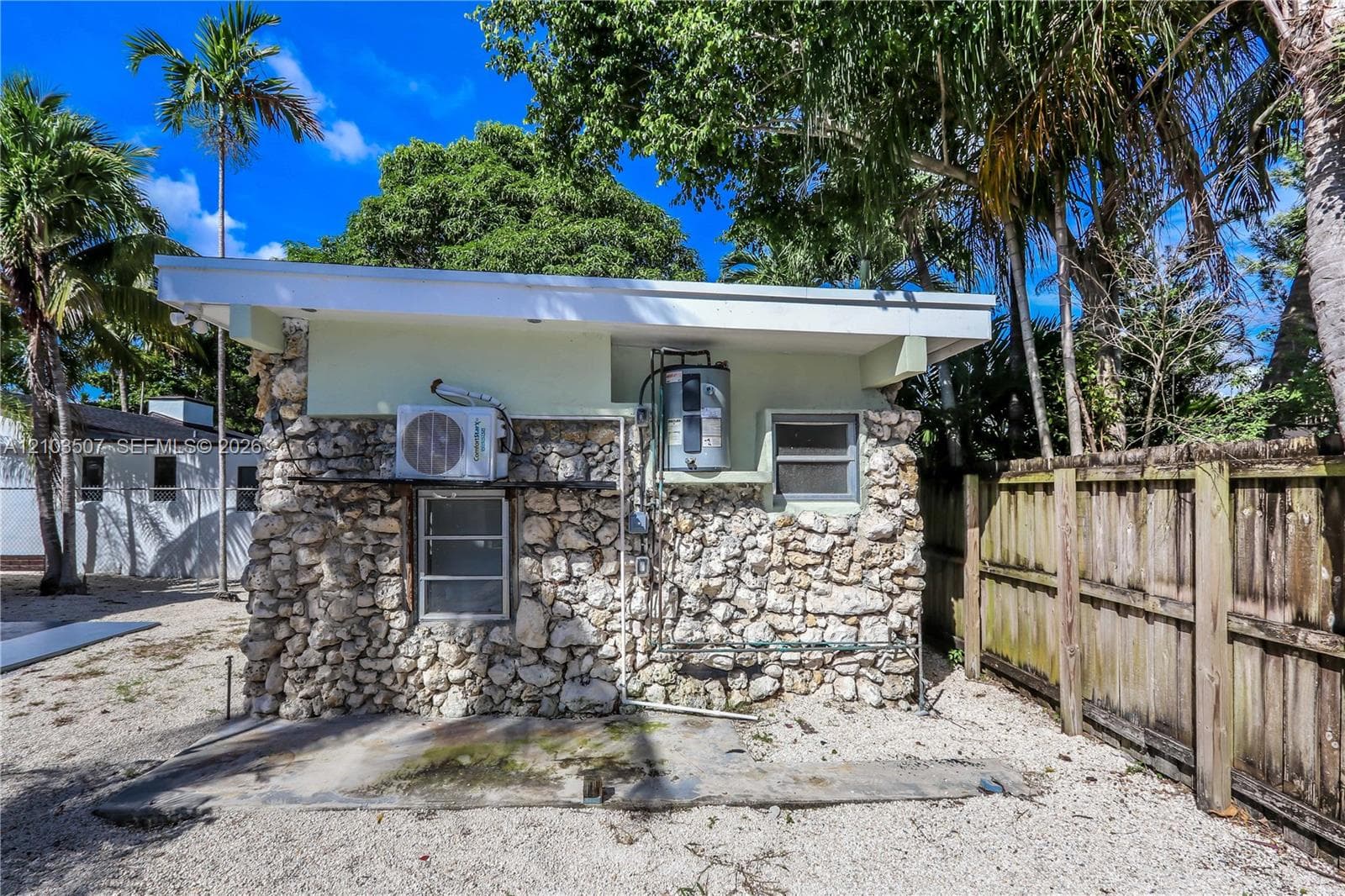 3085 NW 3rd St photo 13