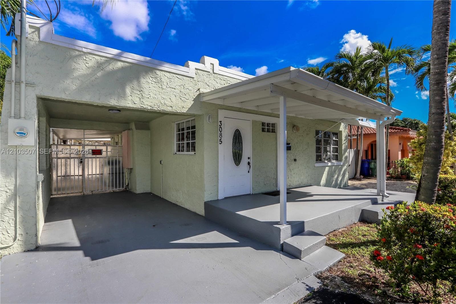 3085 NW 3rd St photo 5