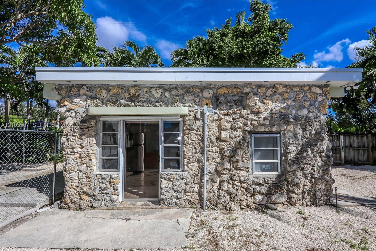 3085 NW 3rd St photo 14