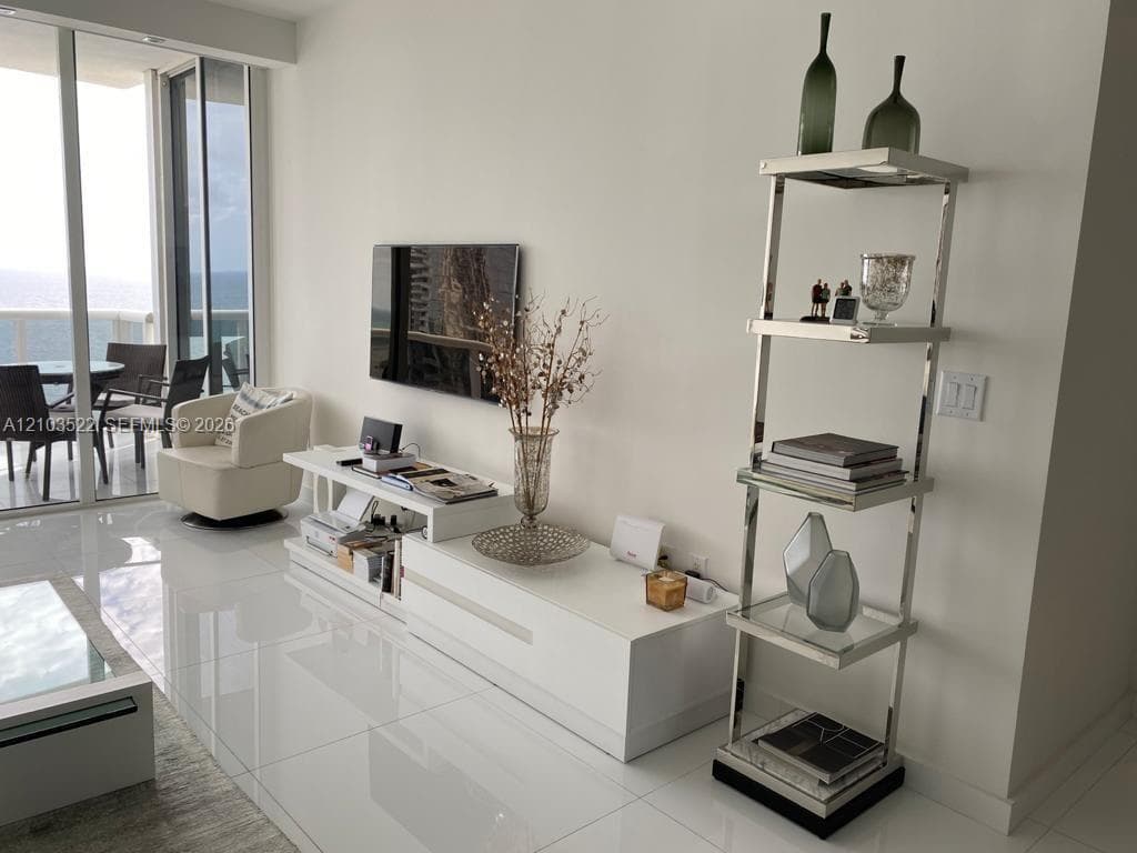 Trump Royale · #3306 in Sunny Isles Beach - Photo 17