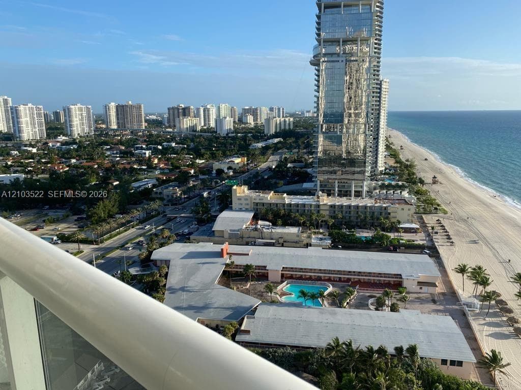 Trump Royale · #3306 in Sunny Isles Beach - Photo 19