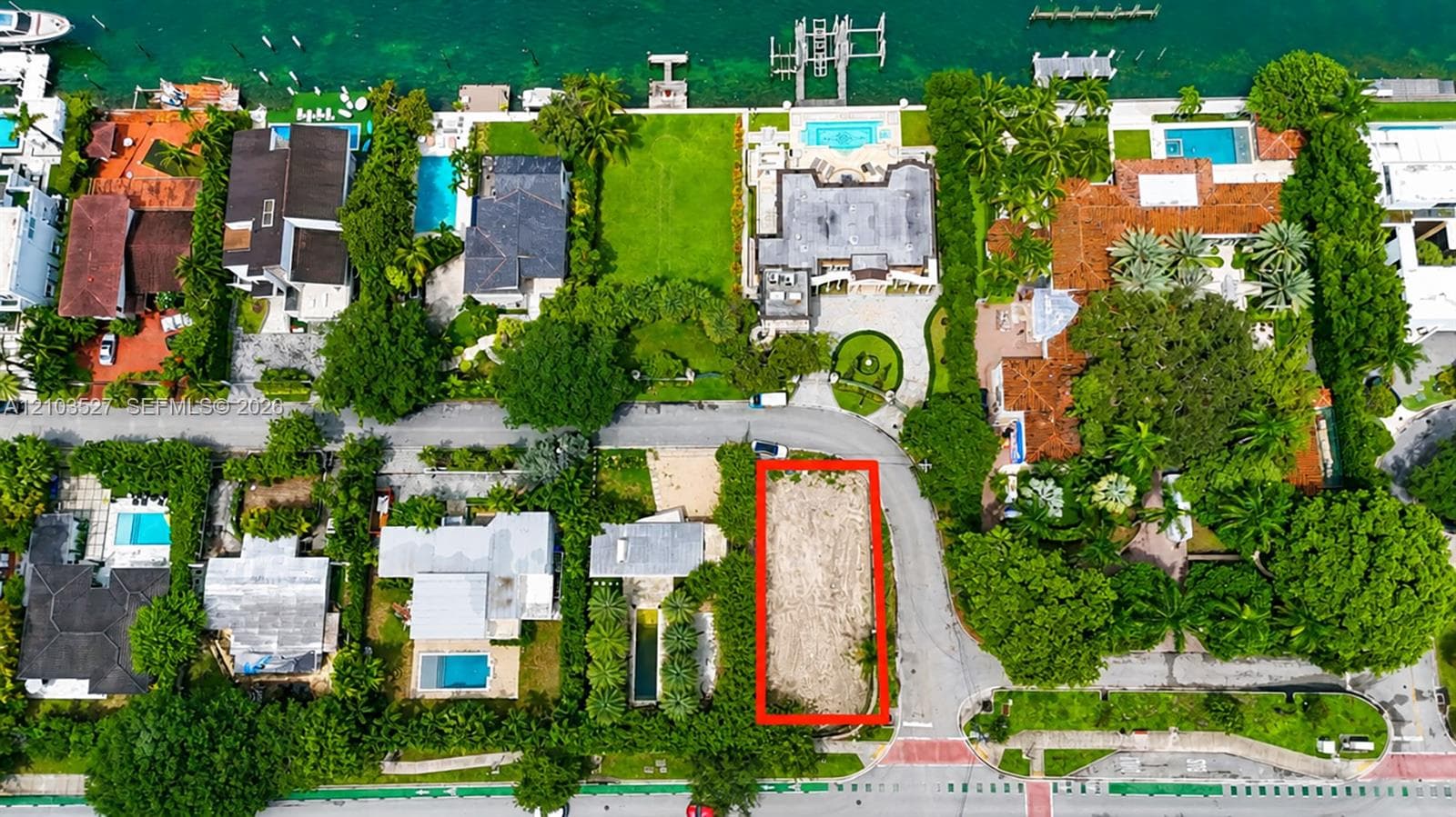 920 N Venetian Dr photo 10