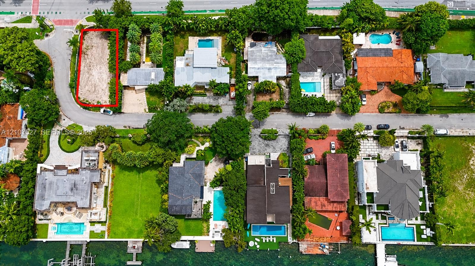 920 N Venetian Dr photo 11