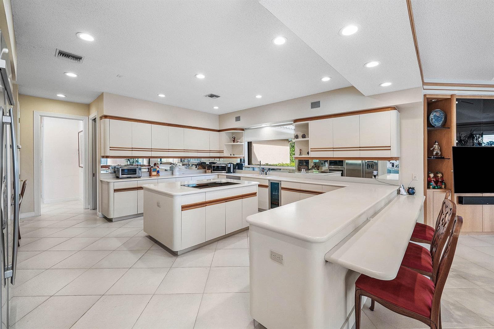 Open kitchen