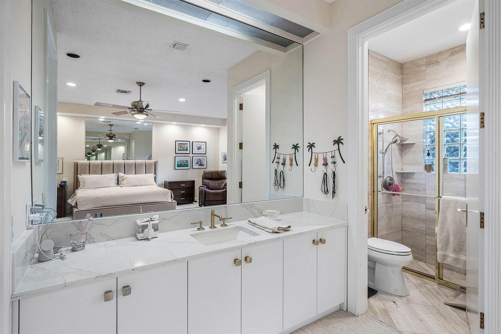 Guest bath 2