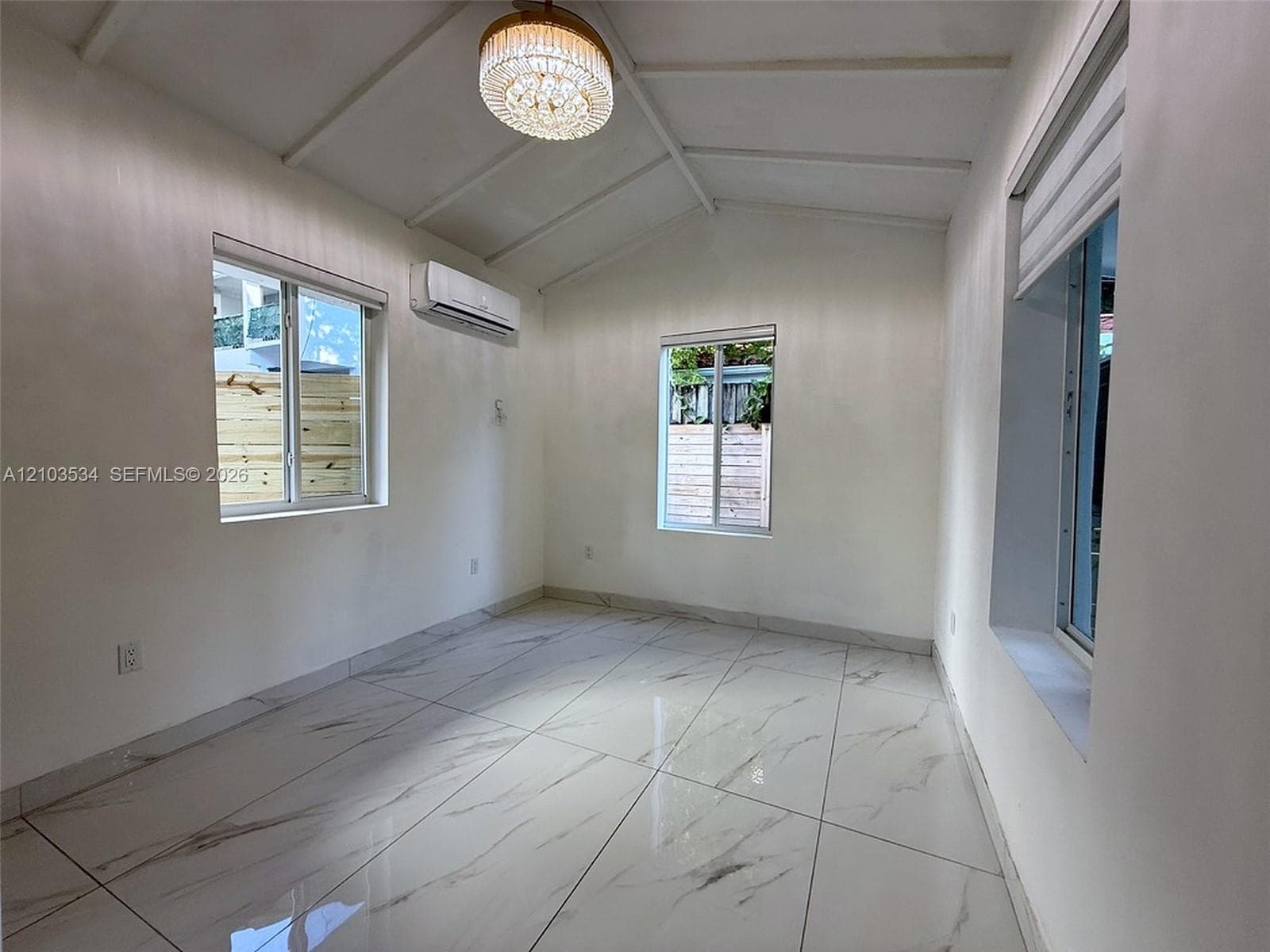 721 Lenox Av #1 photo 15