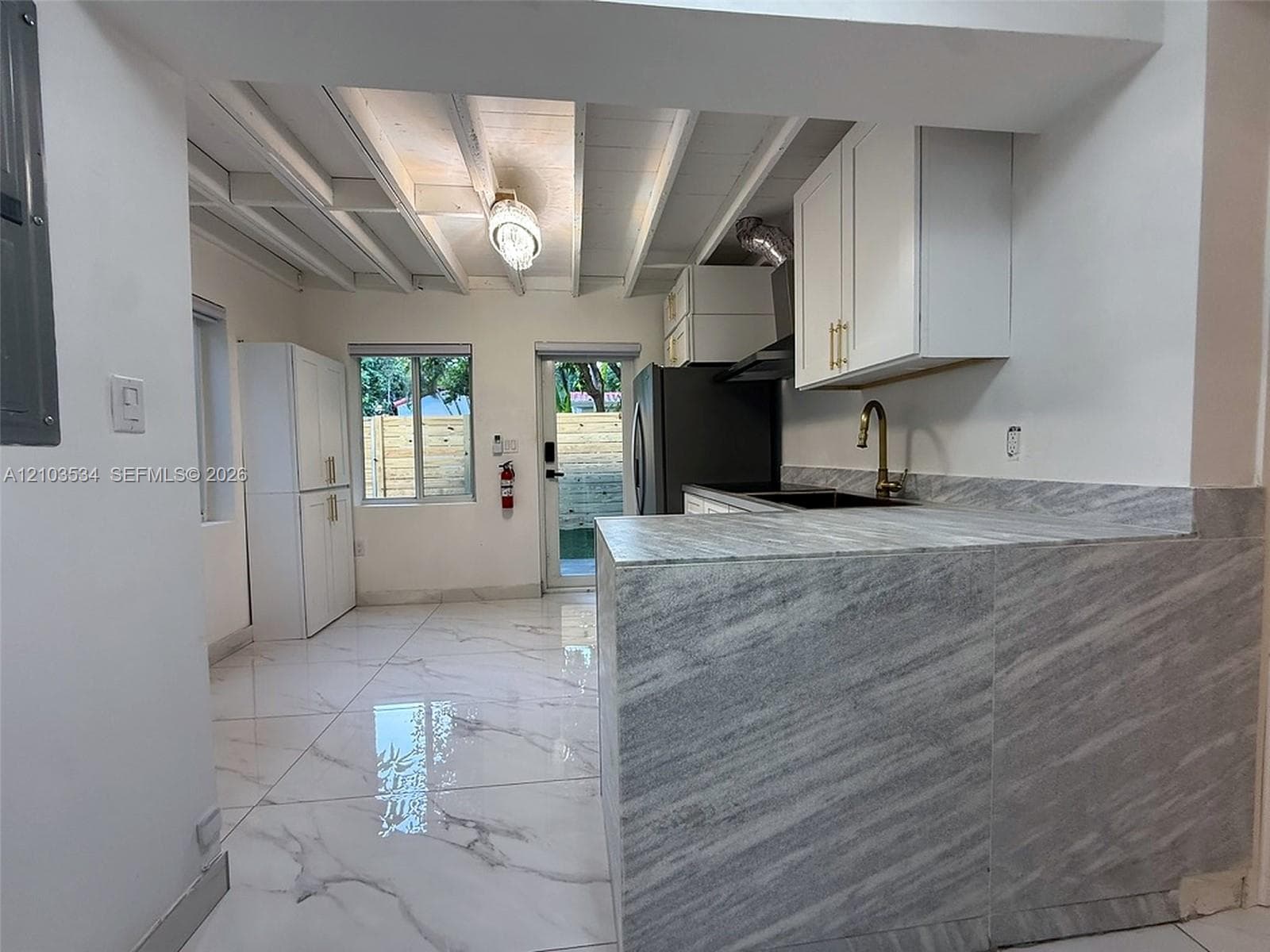 721 Lenox Av #1 photo 8