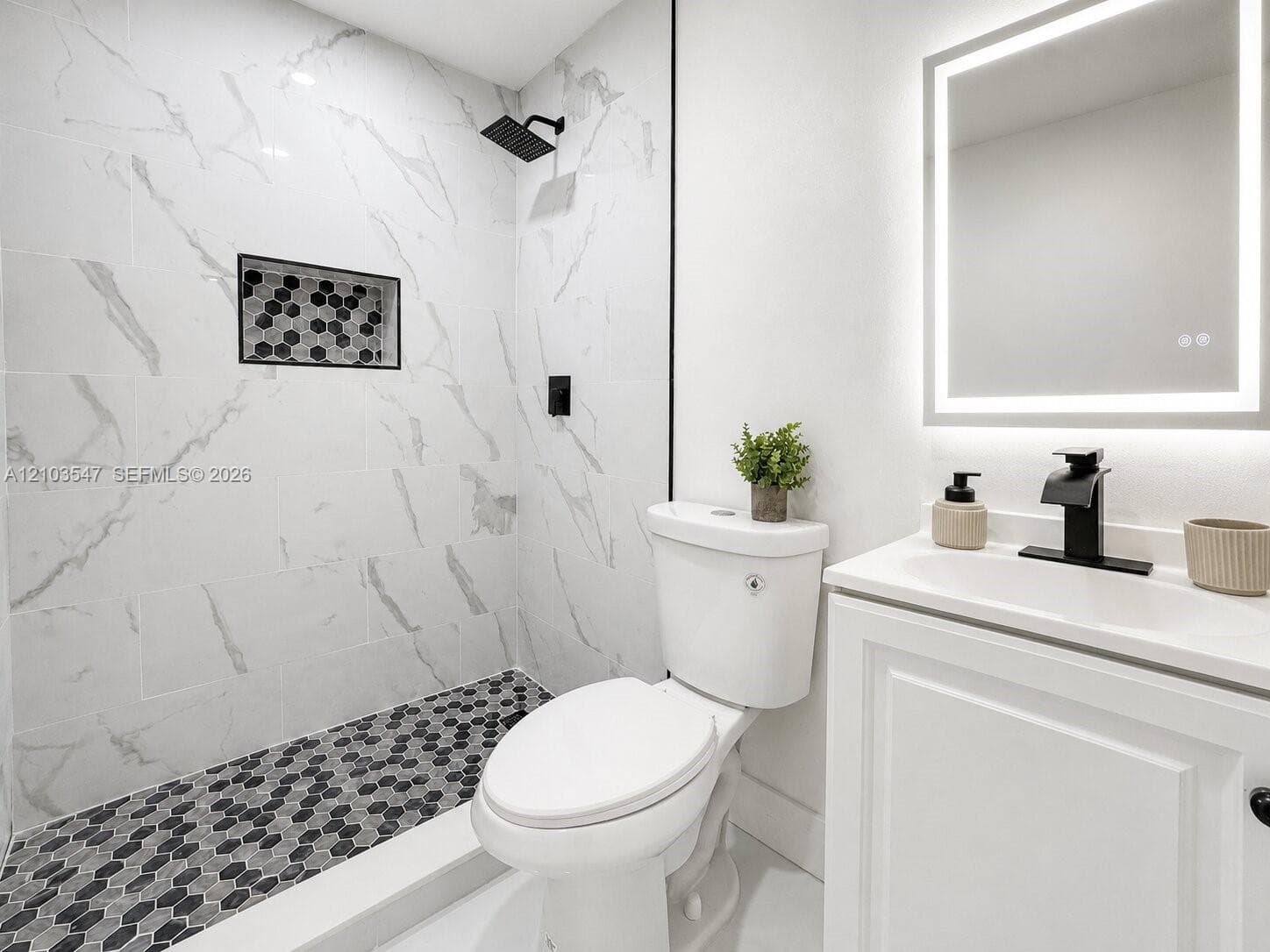 1305 NW 5th Ave #0 photo 8