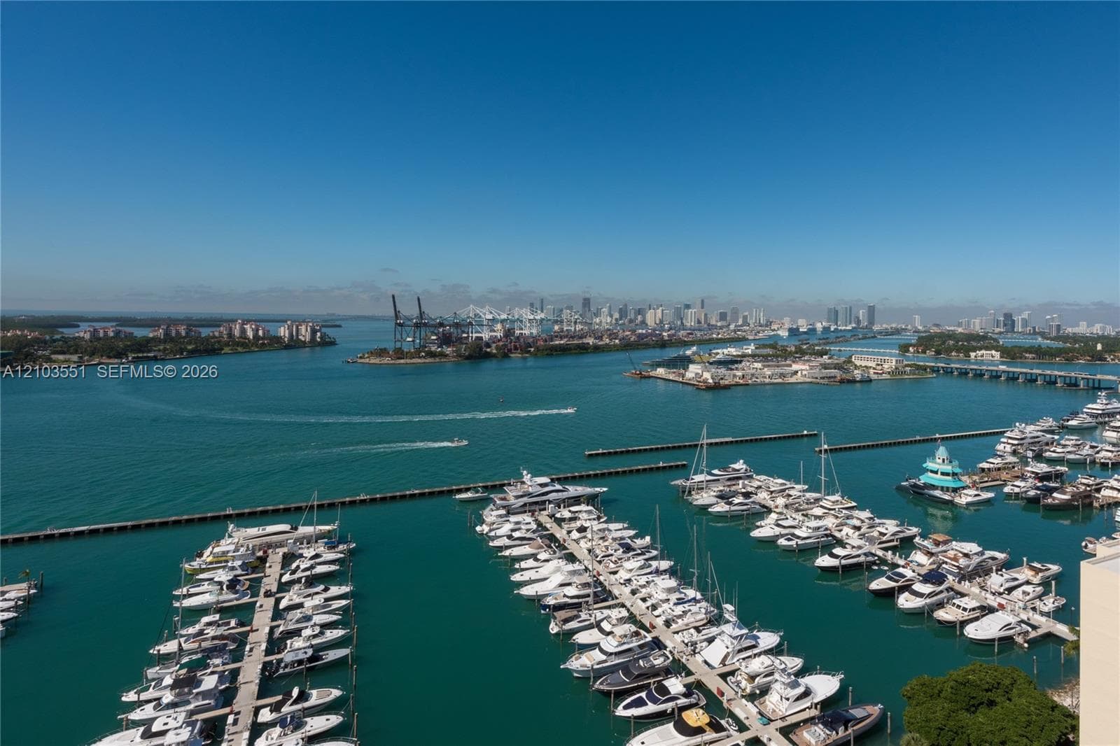 Yacht Club at Portofino · #511 in Miami Beach - Photo 26
