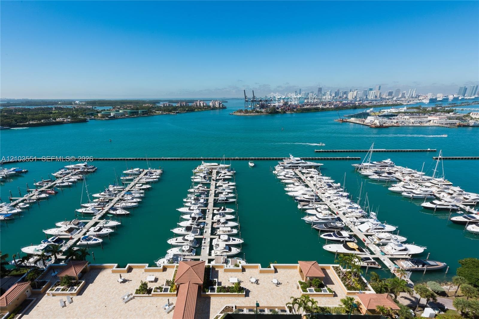 Yacht Club at Portofino · #511 in Miami Beach - Photo 30