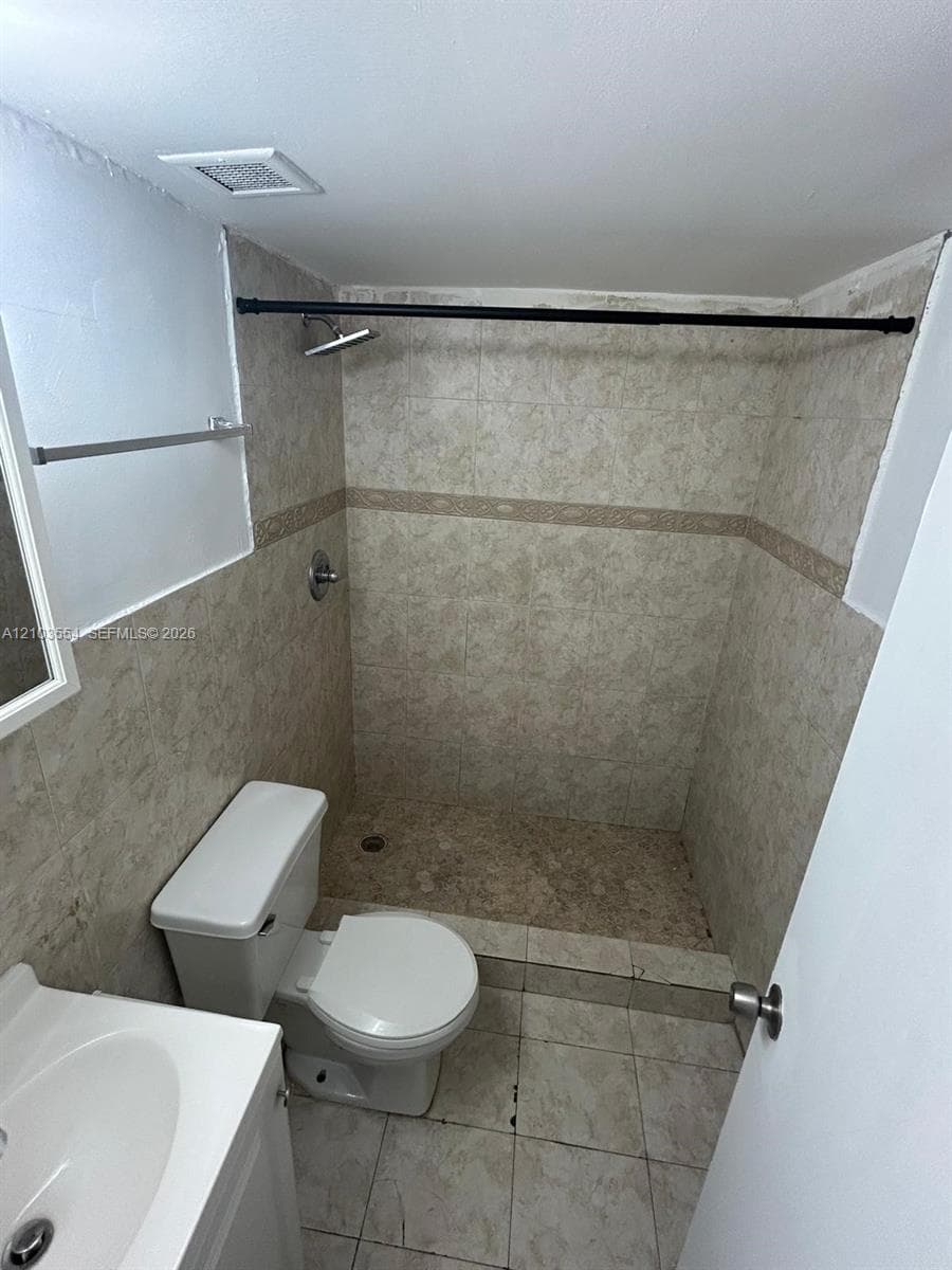 CARIBBEAN TOWERS CONDO · #1A in North Bay Village - Photo 9