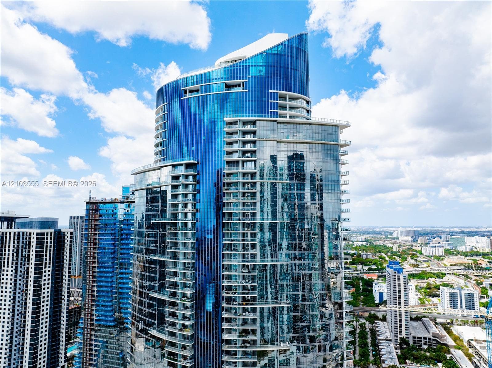 Paramount Miami Worldcenter · #1901 in Miami - Photo 33