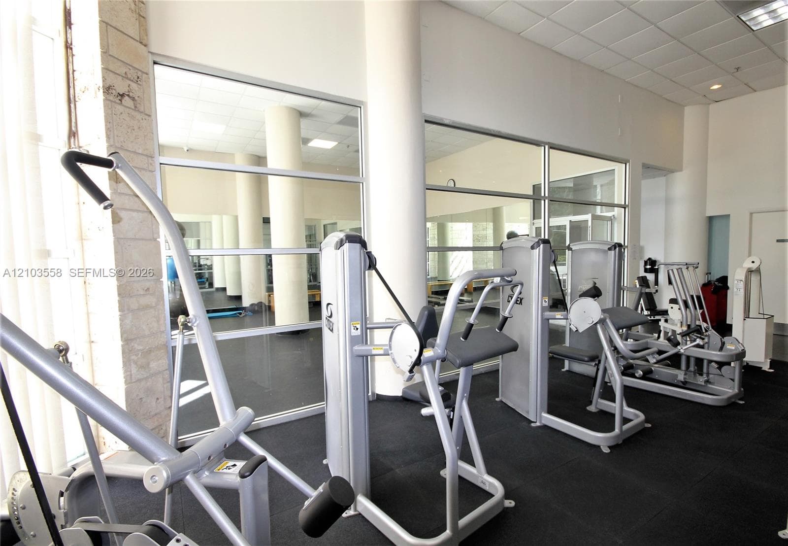Seacoast 5151 · #422 in Miami Beach - Photo 41