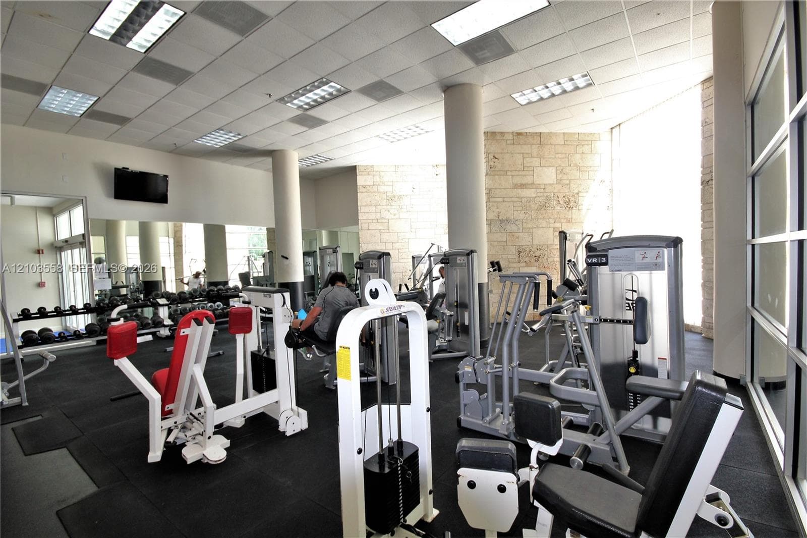 Seacoast 5151 · #422 in Miami Beach - Photo 40