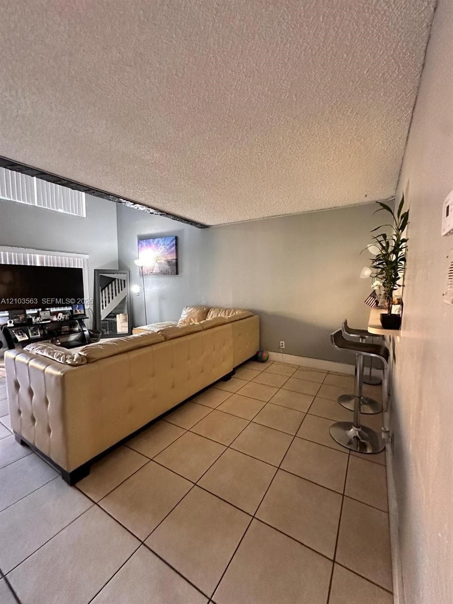 VENETIAN GARDENS · #N207 in Hialeah - Photo 6