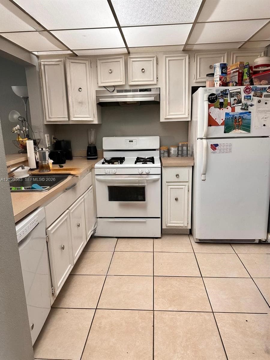VENETIAN GARDENS · #N207 in Hialeah - Photo 7