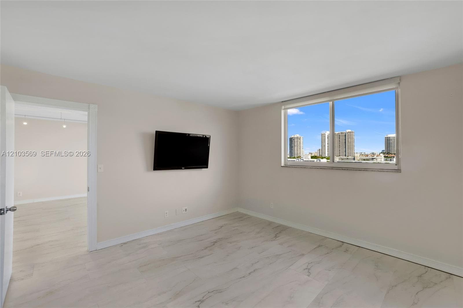 Coral Isle East Condo · #904 in North Miami Beach - Photo 24