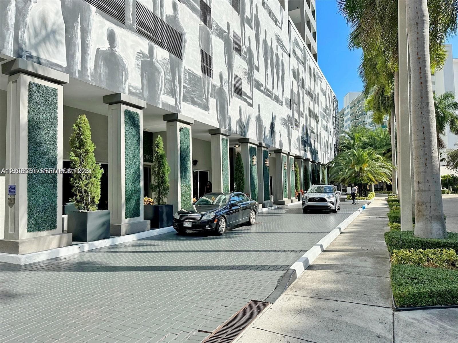 Fortune House · #2007 in Miami - Photo 33