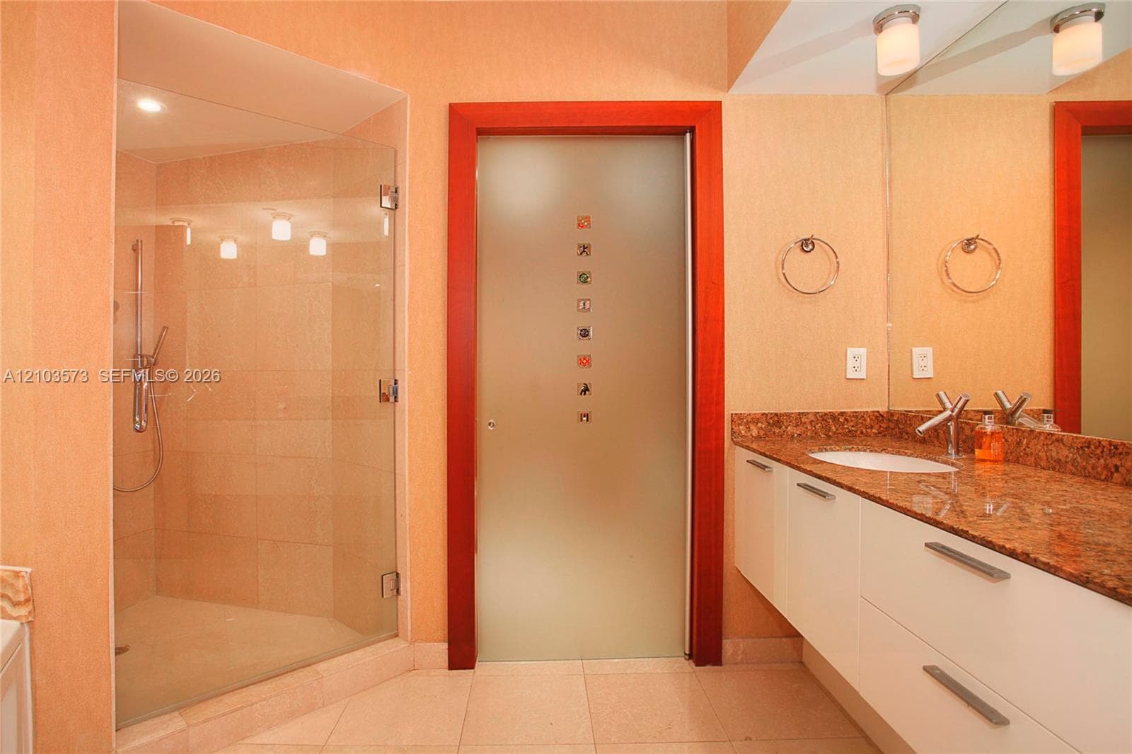 Murano Grande · #811 in Miami Beach - Photo 16