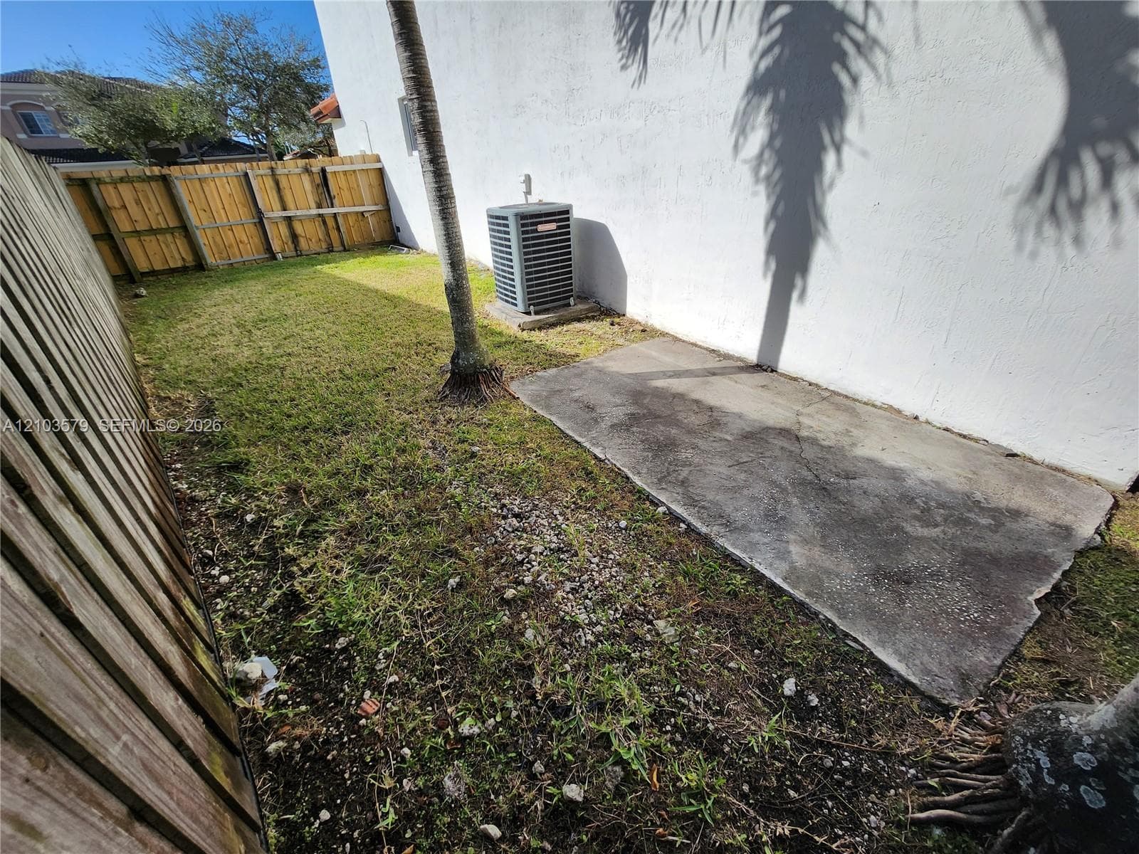 2055 SE 19th Street photo 36