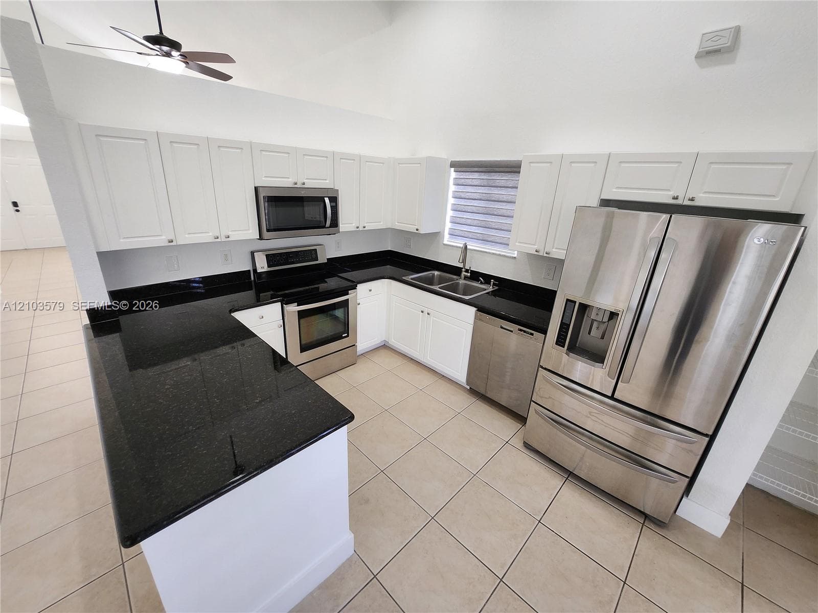 2055 SE 19th Street photo 14