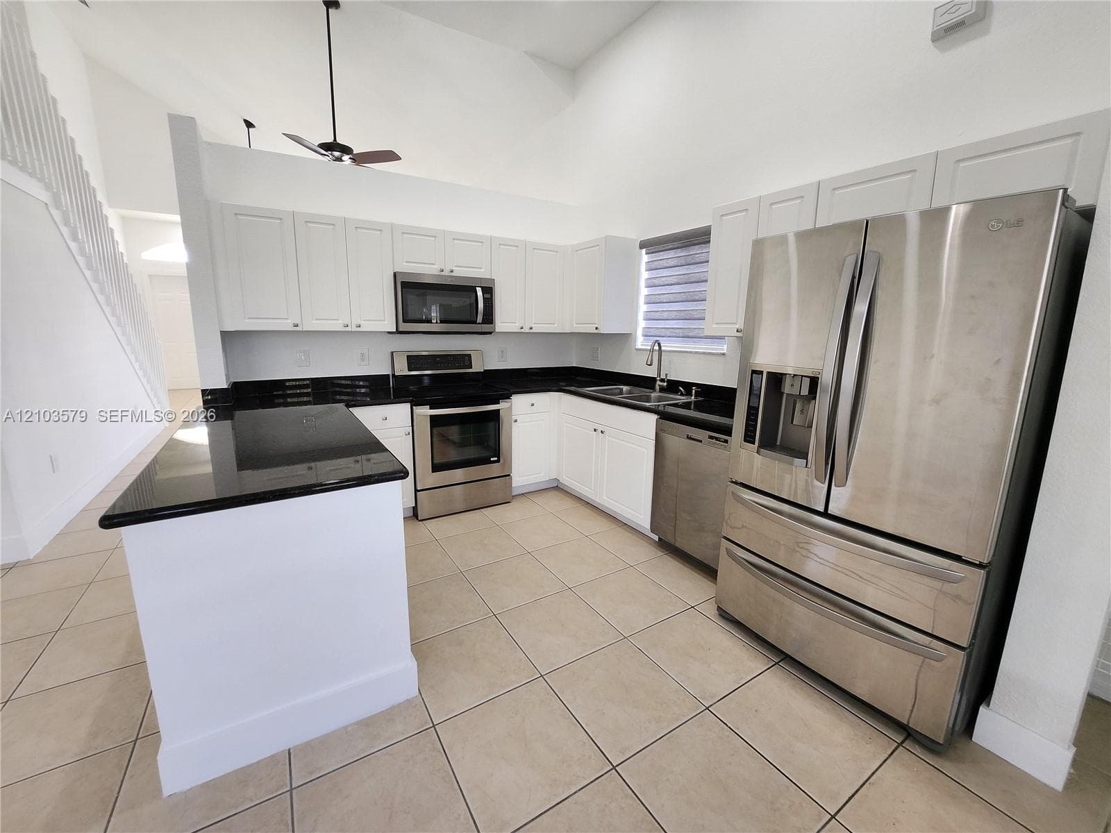 2055 SE 19th Street photo 15