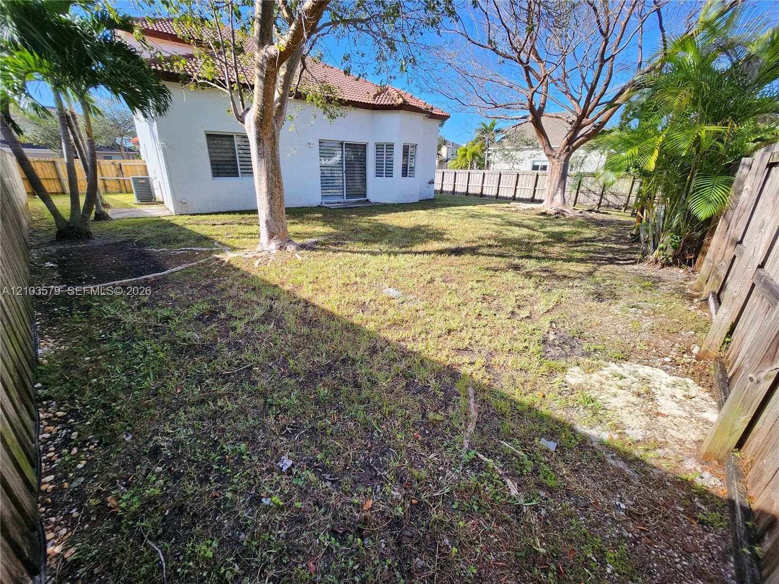 2055 SE 19th Street photo 35