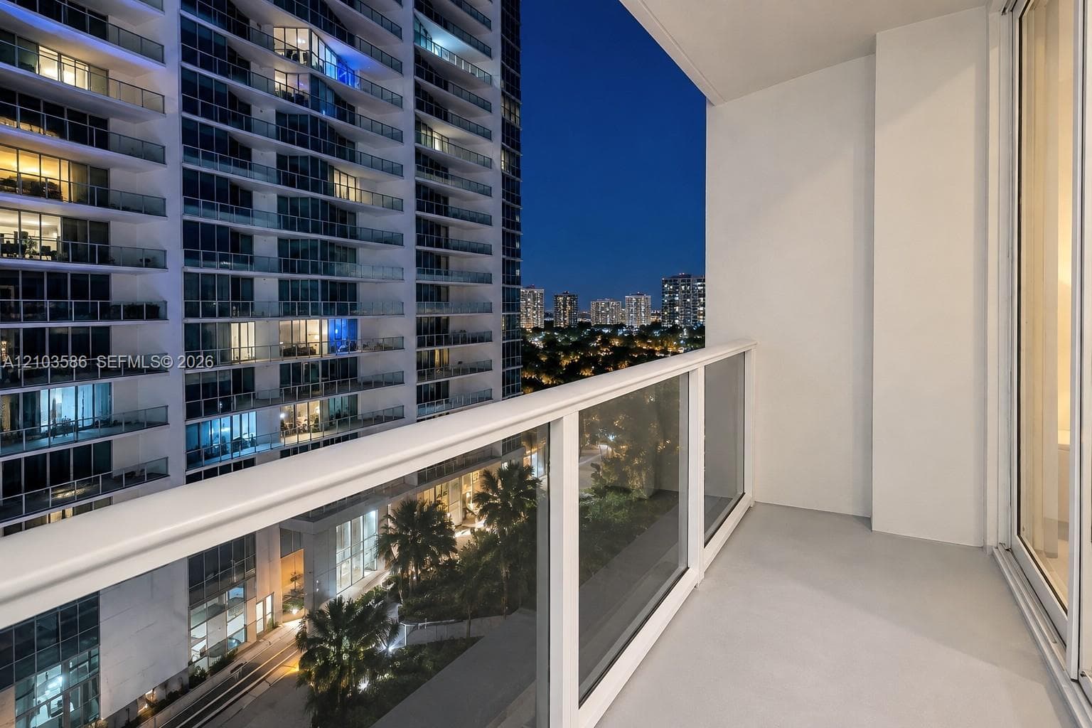 ALEXANDER TOWERS CONDO · #905 in Hollywood - Photo 13