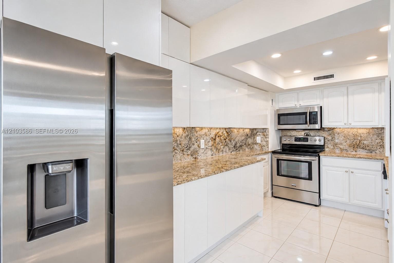 ALEXANDER TOWERS CONDO · #905 in Hollywood - Photo 4