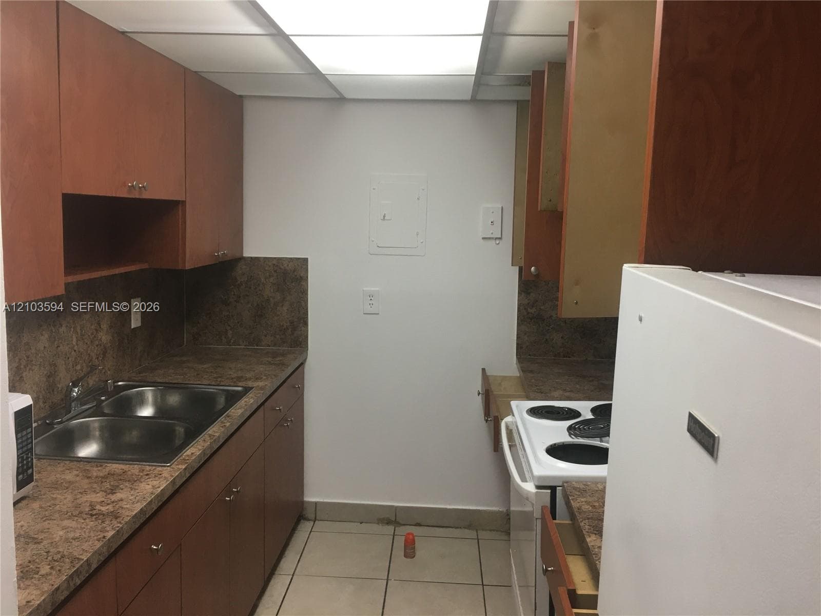 DIXIE TERRACE CONDO · #206 in North Miami - Photo 4
