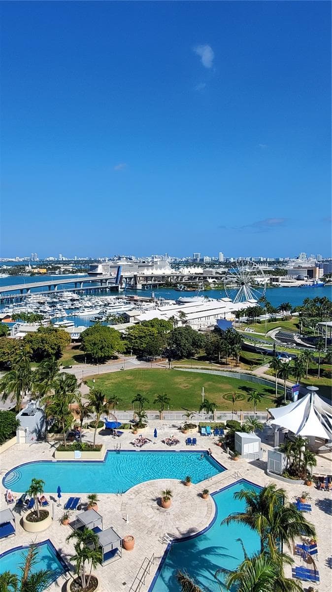 Vizcayne South · #1809 in Miami - Photo 36