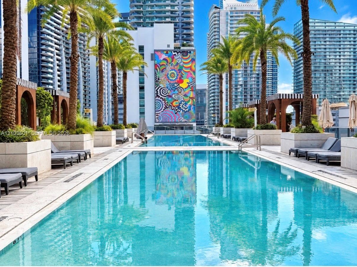 SLS Lux · #4106 in Miami - Photo 3