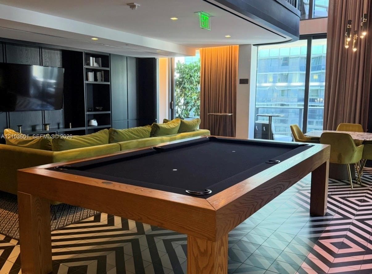 SLS Lux · #4106 in Miami - Photo 5