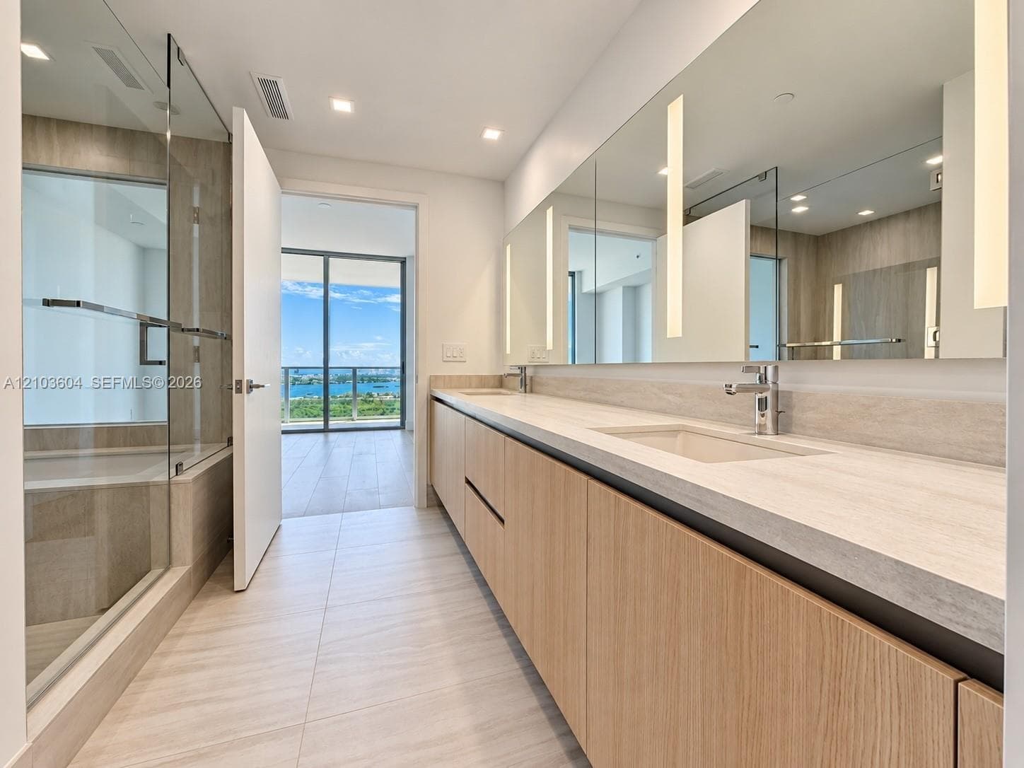 One Park Tower · #2504 in North Miami - Photo 6