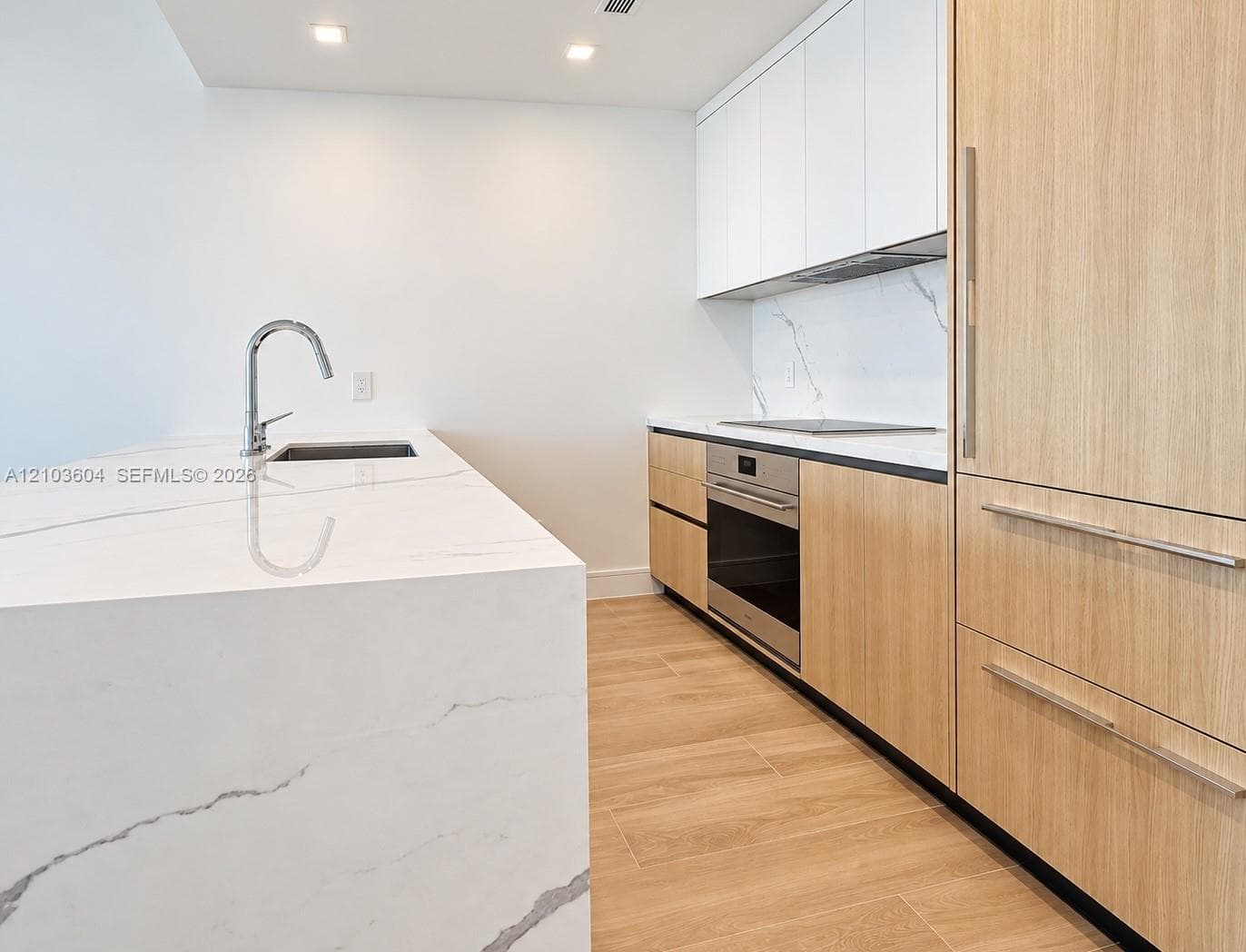 One Park Tower · #2504 in North Miami - Photo 3