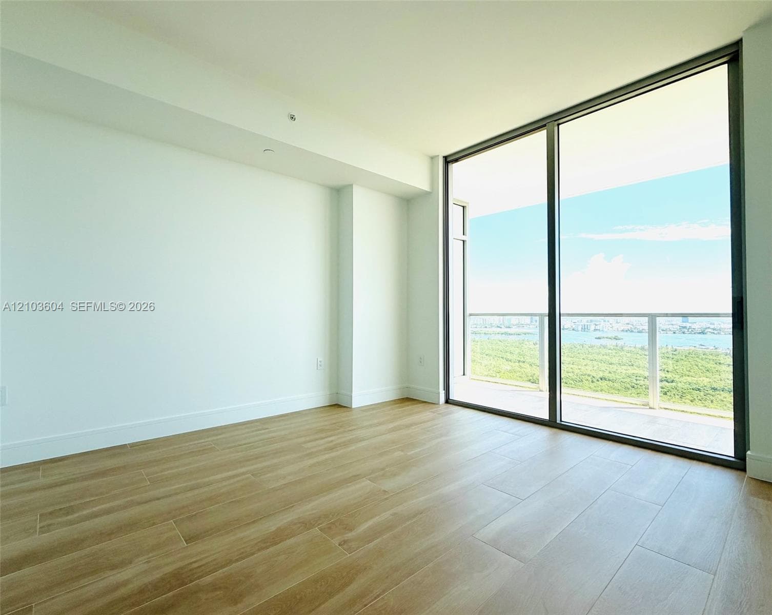 One Park Tower · #2504 in North Miami - Photo 5