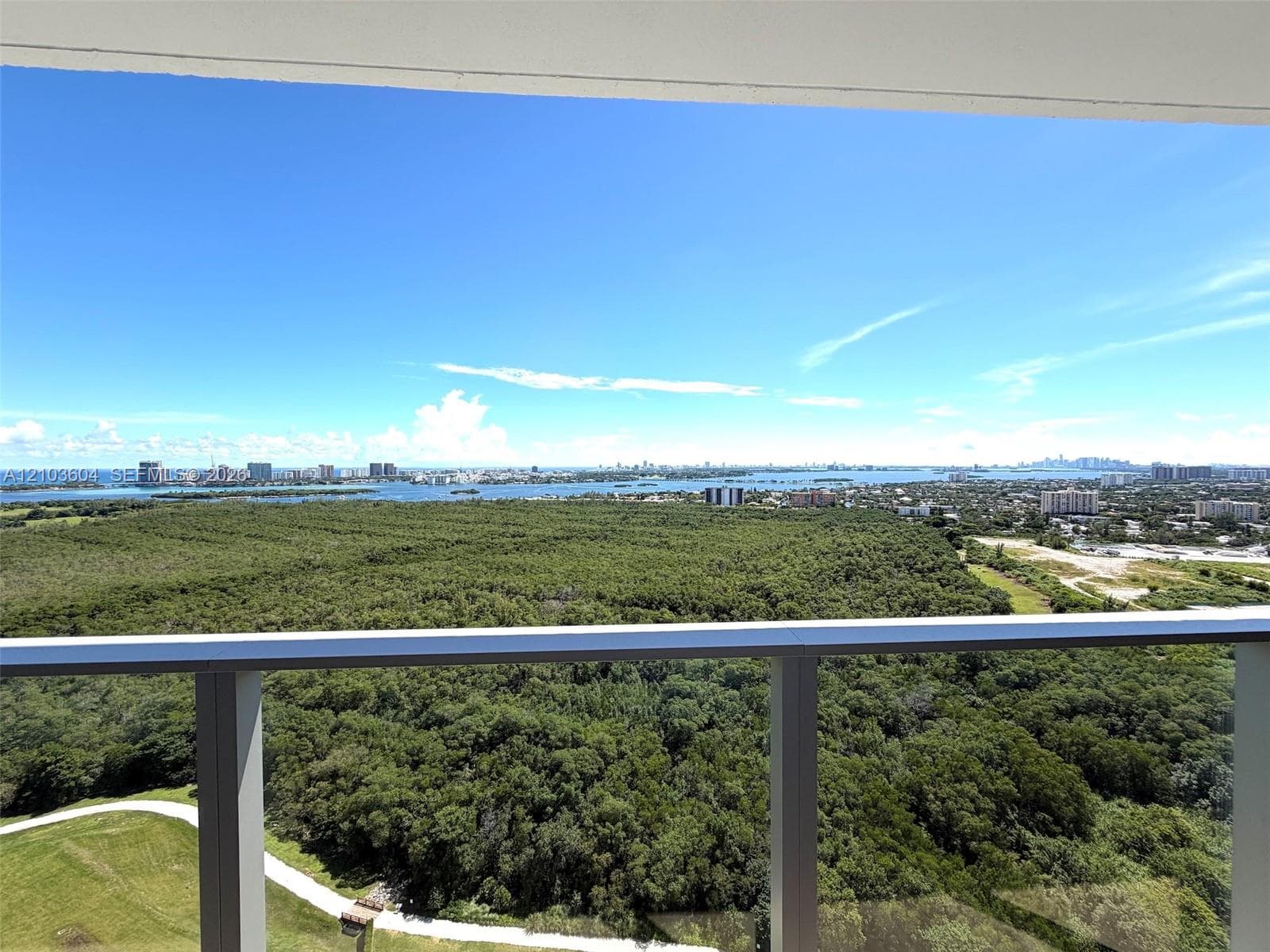 One Park Tower · #2504 in North Miami - Photo 11