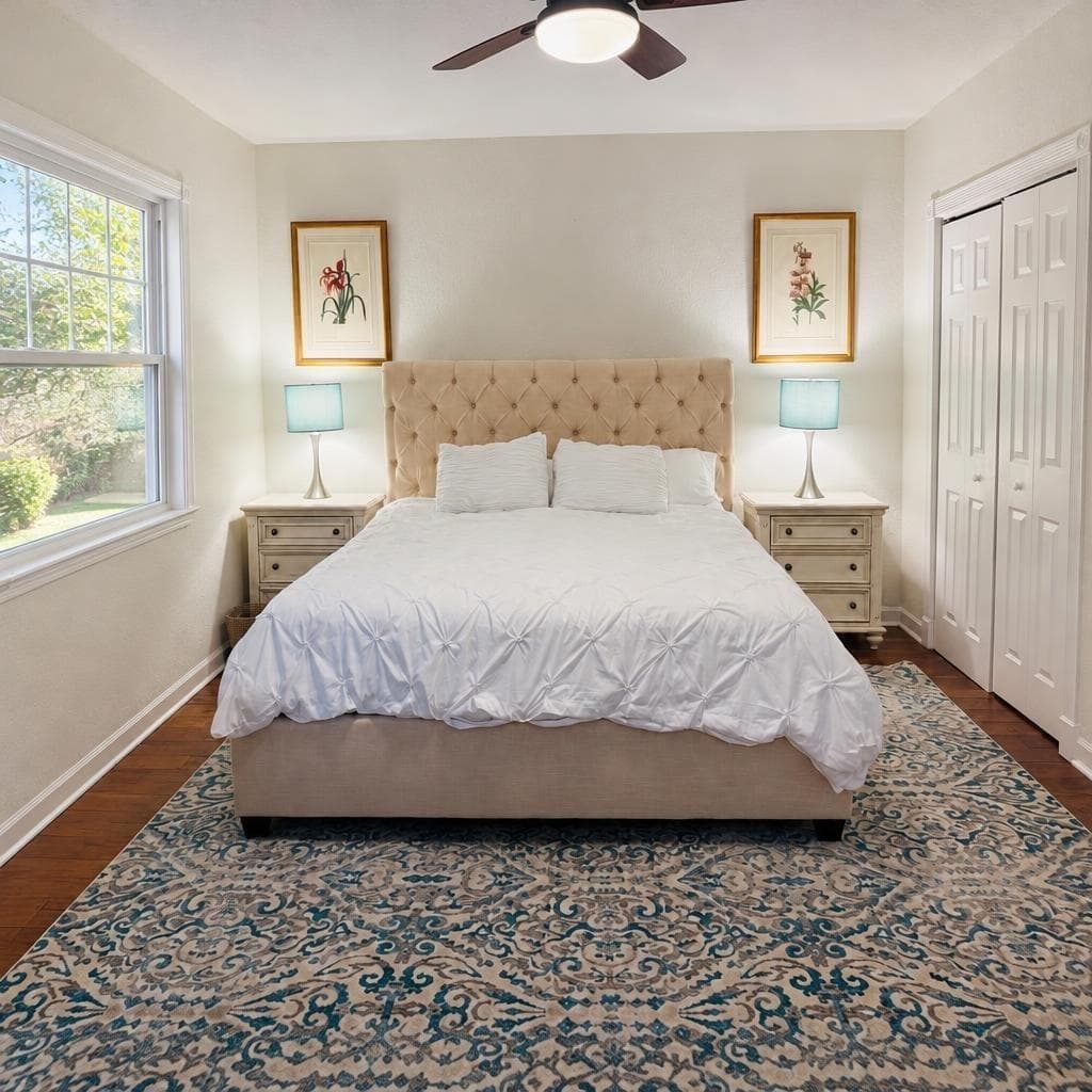 Bedroom 2 (upstairs)