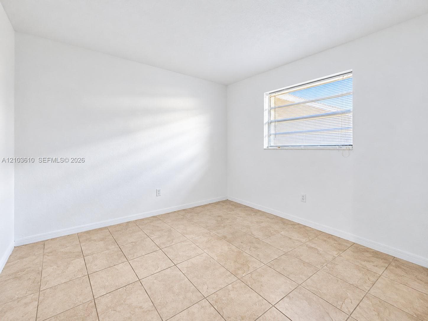 BISCAYNE PARK TERRACE CON · #135007 in Miami - Photo 6
