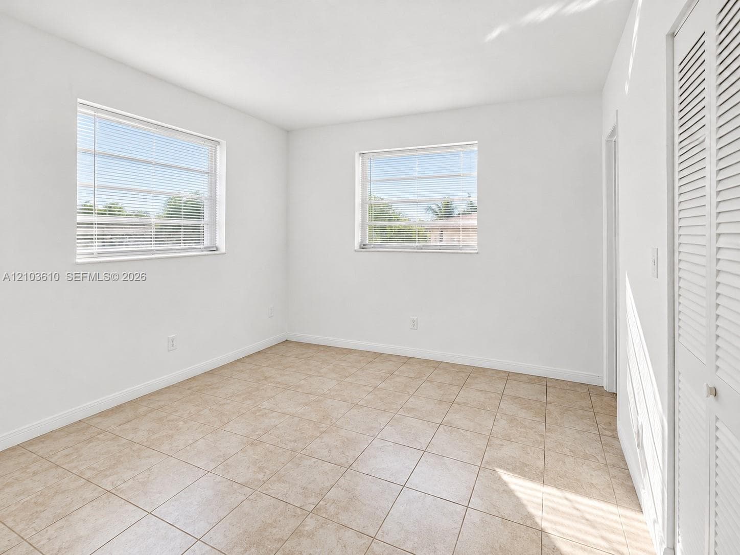 BISCAYNE PARK TERRACE CON · #135007 in Miami - Photo 4