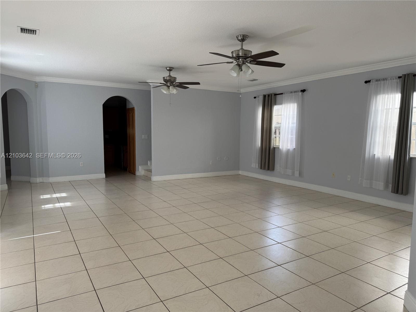 16220 SW 91st Ct photo 2