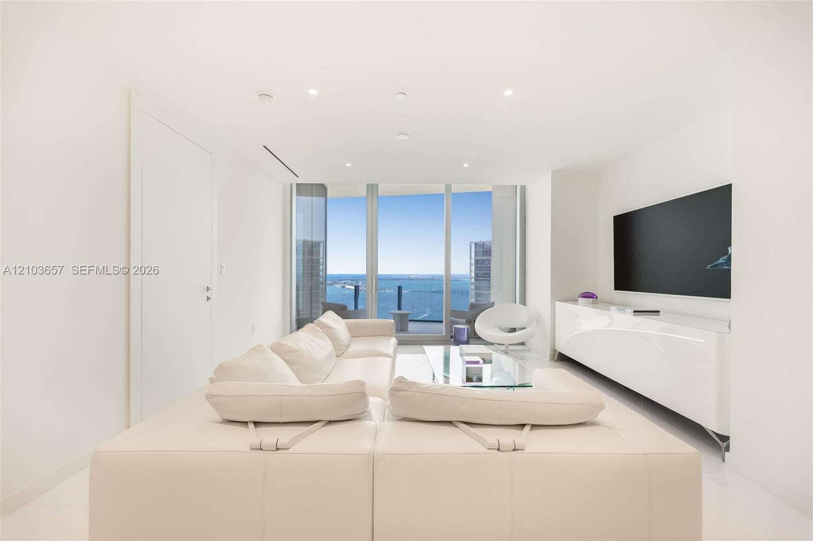 Aston Martin Residences · #5205W in Miami - Photo 8