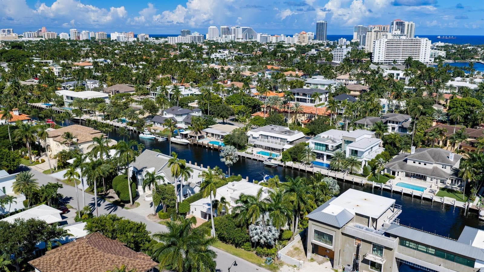 mls_440 Lido Dr5