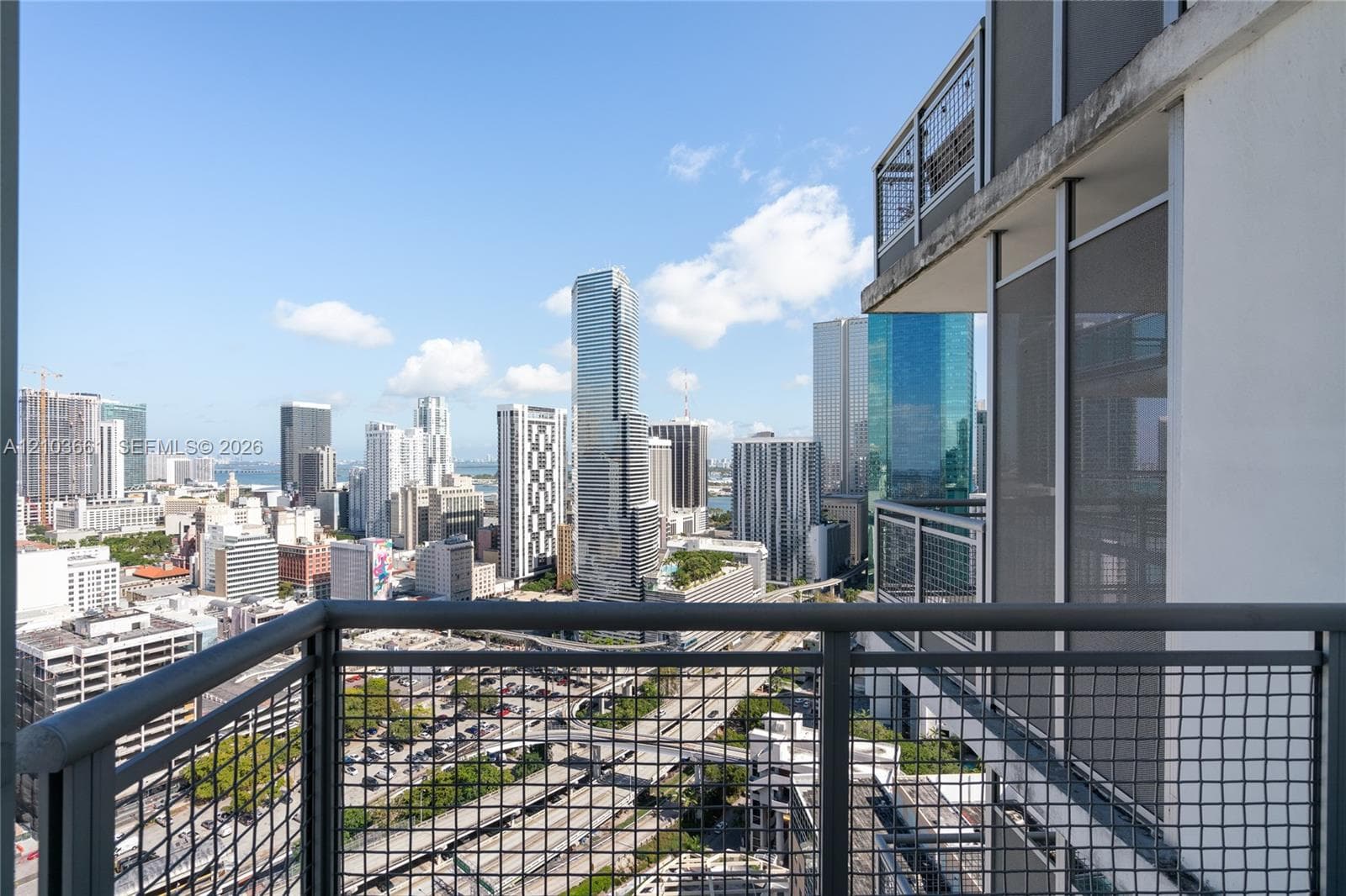 Wind at Riverfront · #3303 in Miami - Photo 3