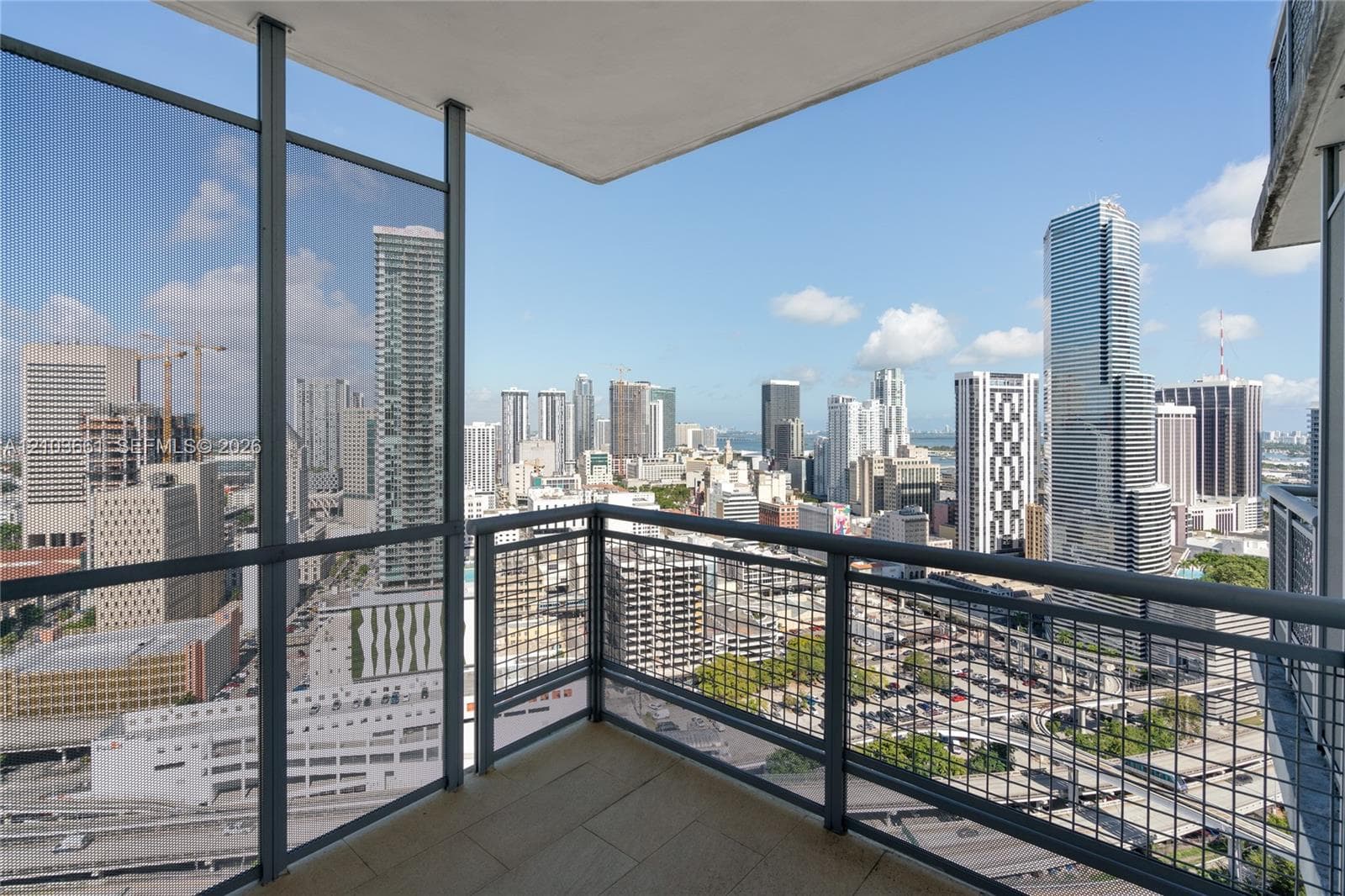 Wind at Riverfront · #3303 in Miami - Photo 5