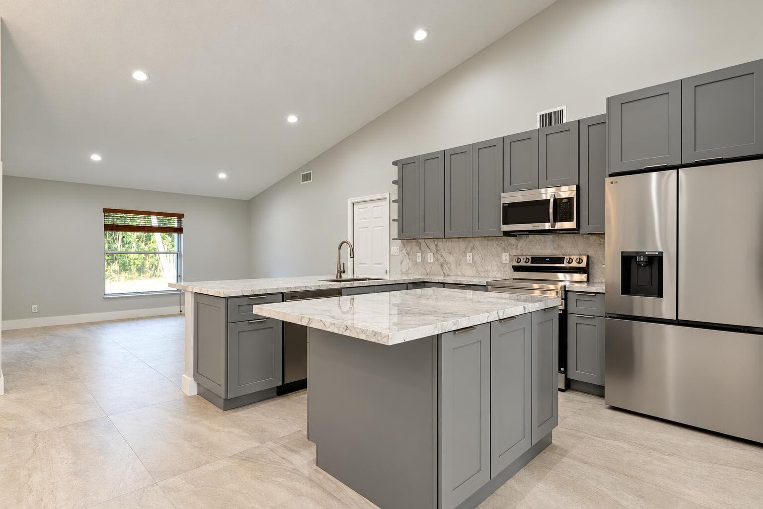 1185 Wild Cherry Ln_3